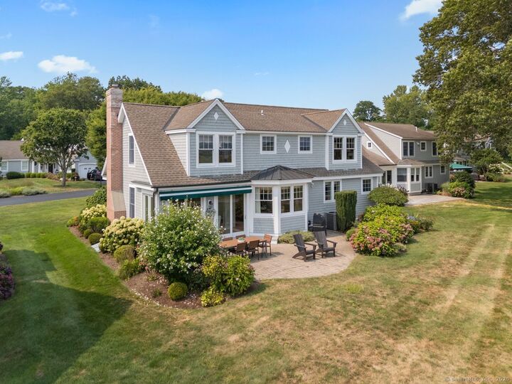 Property Photo: 81 Coulter Street 4 CT 06475