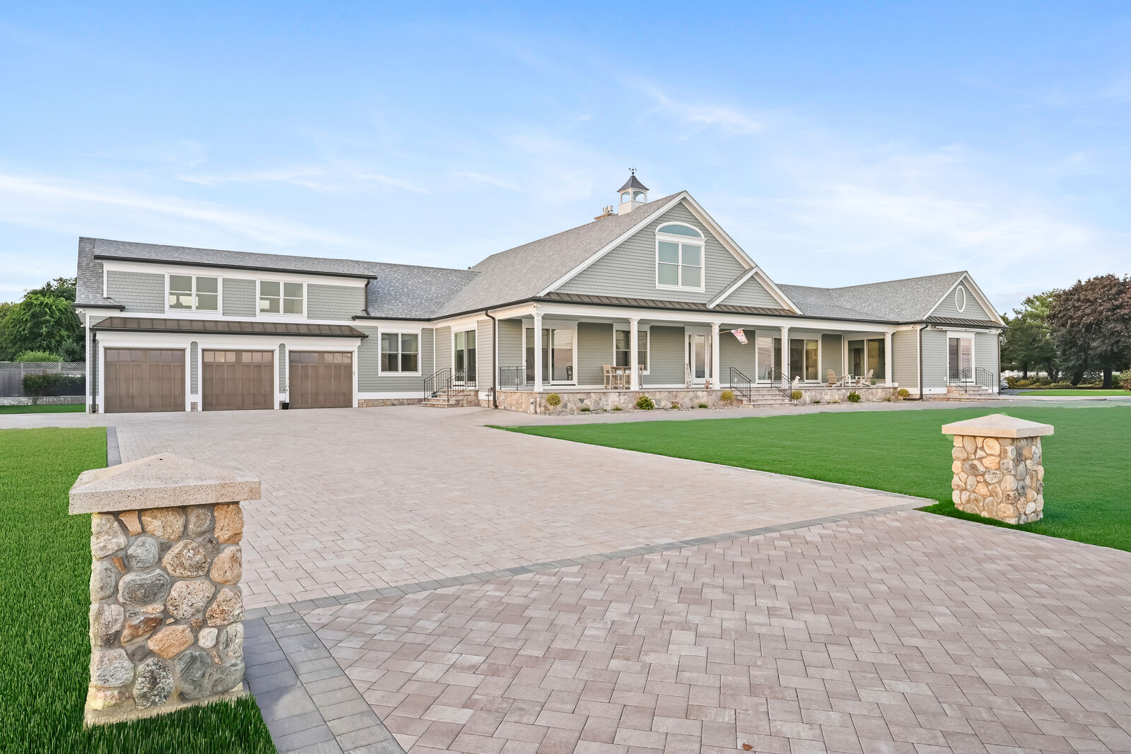 Property Photo: 464 Park Boulevard CT 06615