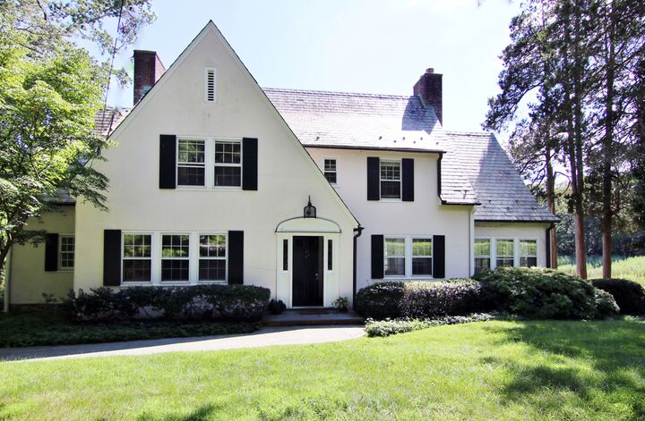 Property Photo: