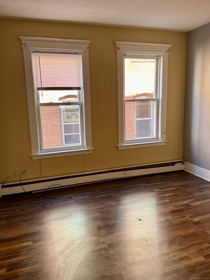 Property Photo:  455 Franklin Avenue  CT 06114 