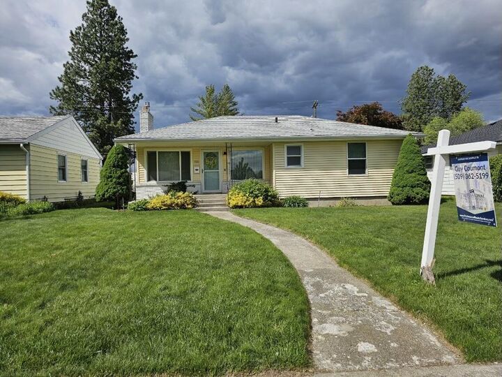 Property Photo: 328 W Nebraska Ave WA 99205