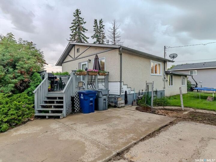 Property Photo: 139 Railway Avenue E SK S0L 3J0
