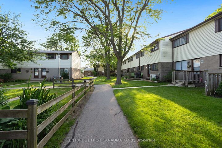 Property Photo: 825 Dundalk Drive N 14 ON N6C 3V6