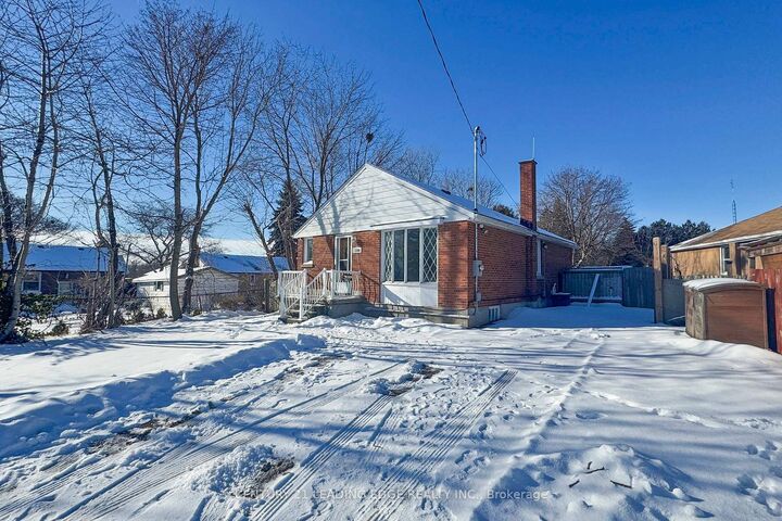Property Photo:  1284 Meadowvale Street  ON L1H 4E9 