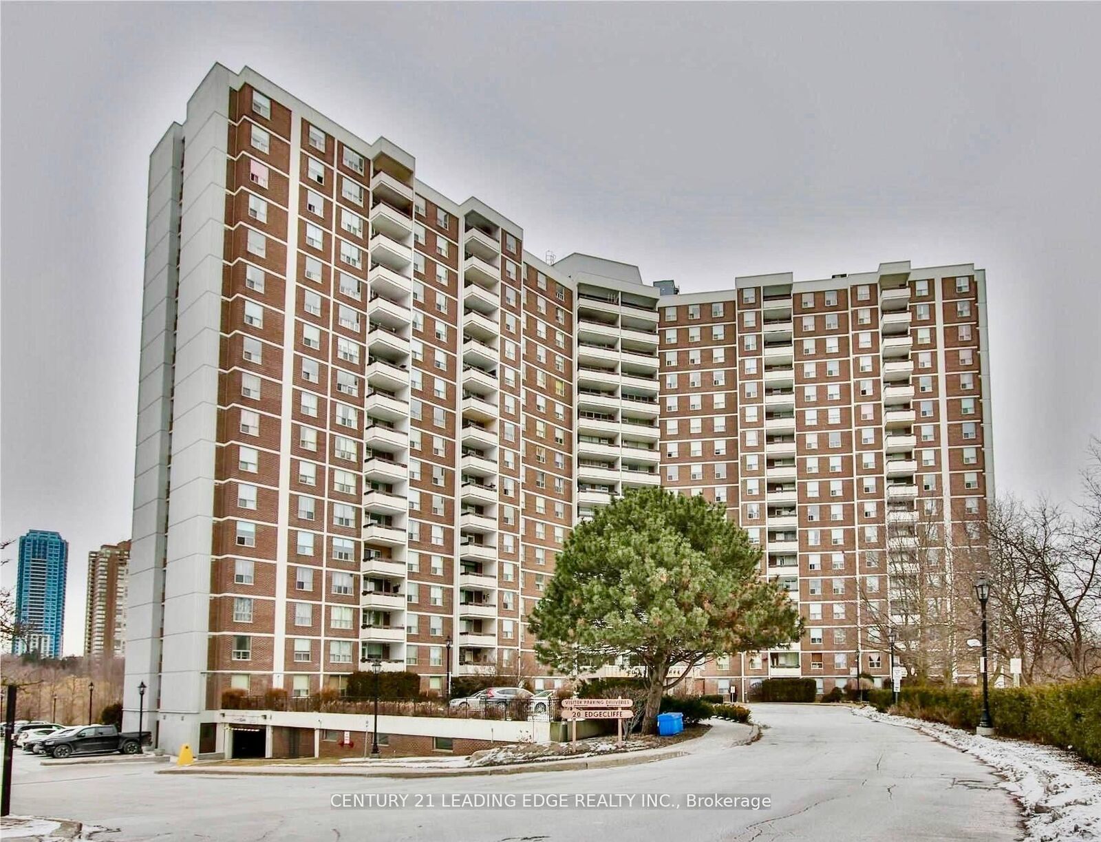 Property Photo:  20 Edgecliff Golfway 815  ON M3C 3A4 