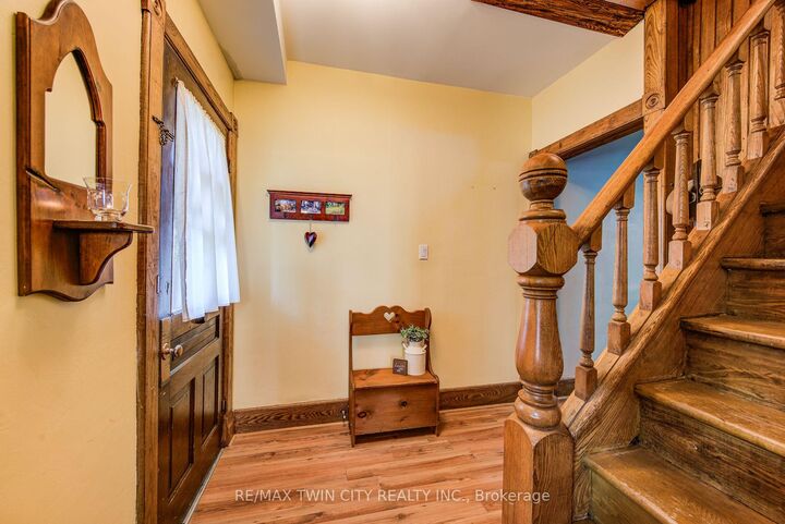 Property Photo: 16 Duke Street ON N3B 2W7