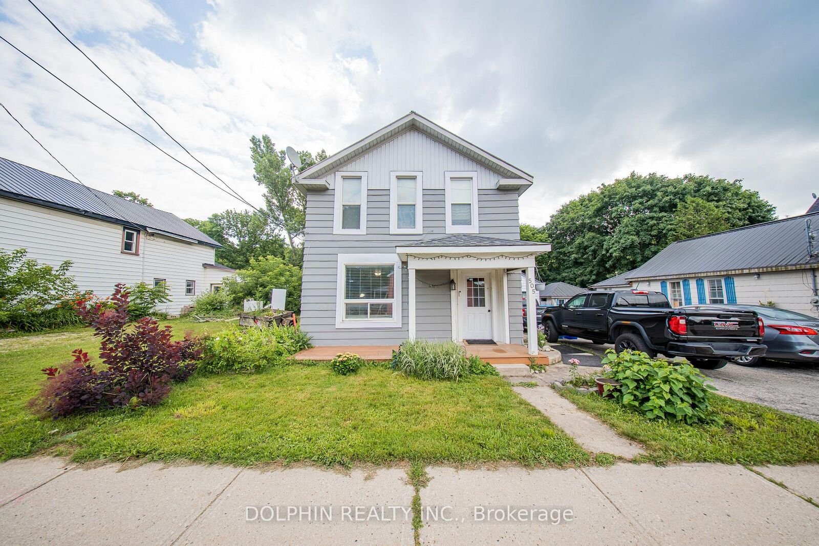 Property Photo: 505 Garafraxa Street N ON N0G 1R0
