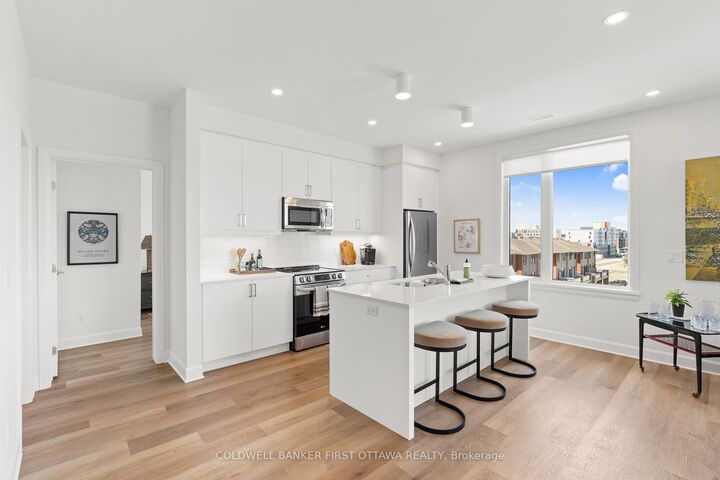 Property Photo: 520 Pimiwidon Street 306 ON K1K 5B4