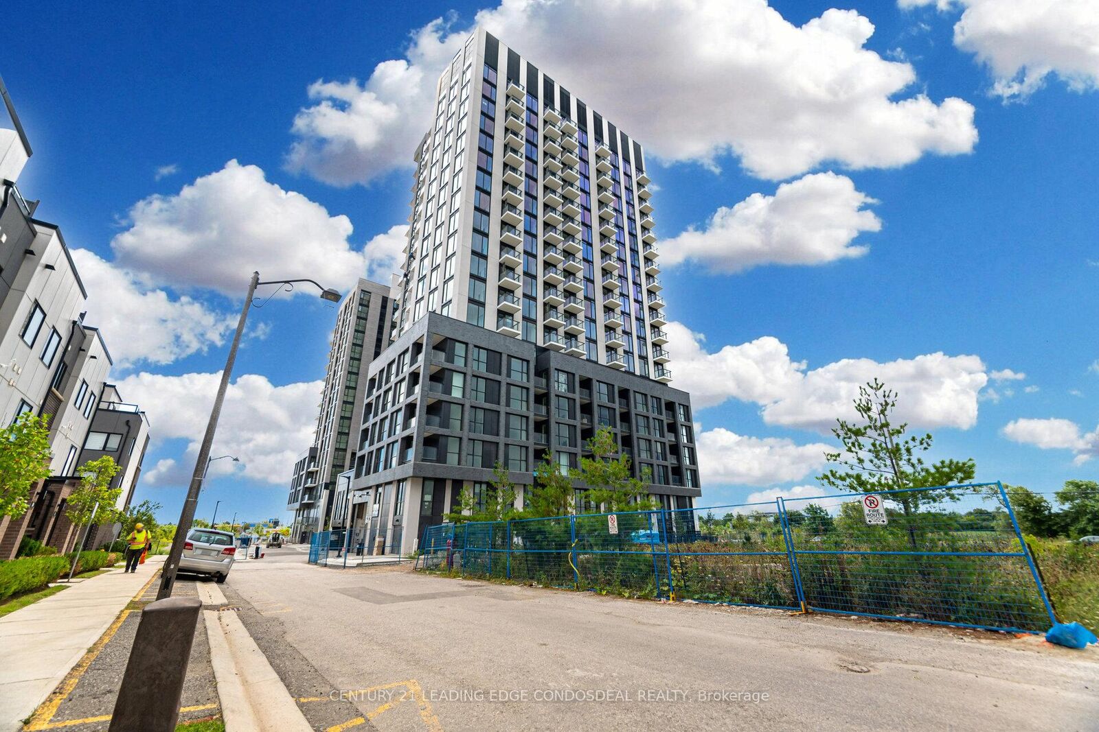 Photo de la propriété: 3079 Trafalgar Road 803 ON L6H 7E3