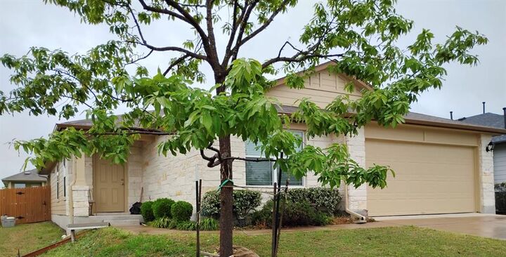Property Photo: 18312 Cloudmore Lane TX 78621
