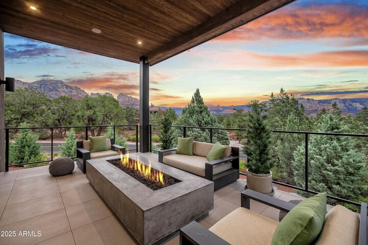 Property Photo:  1445 Cline Road  AZ 86336 