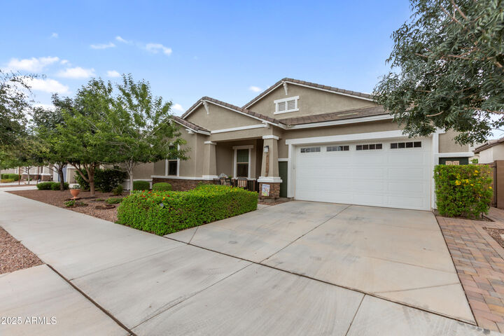 Property Photo:  21152 E Poco Calle --  AZ 85142 