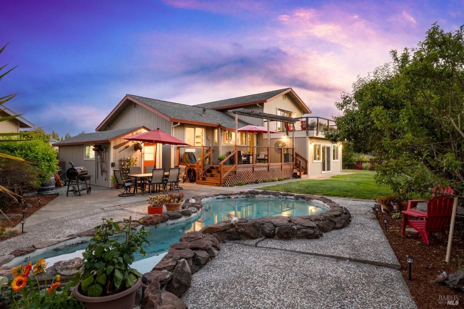 Property Photo: 908 Hudis Street CA 94928