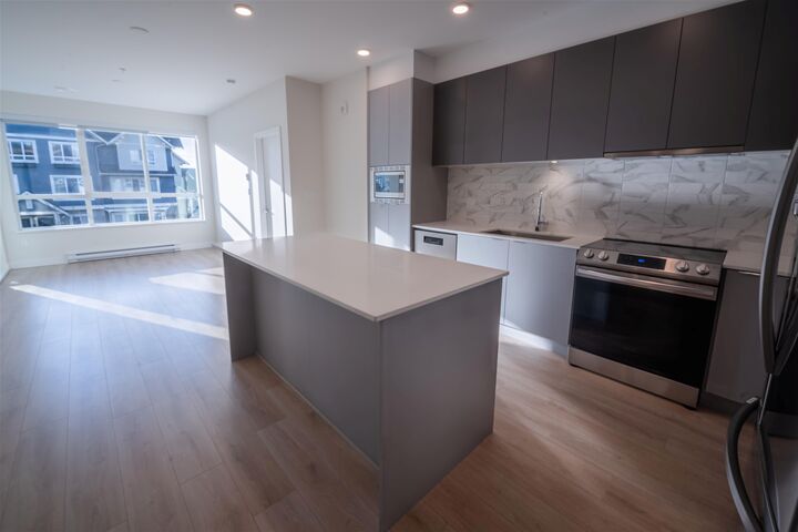 Property Photo: 1792 Starling Drive 216 BC V4M 0E3