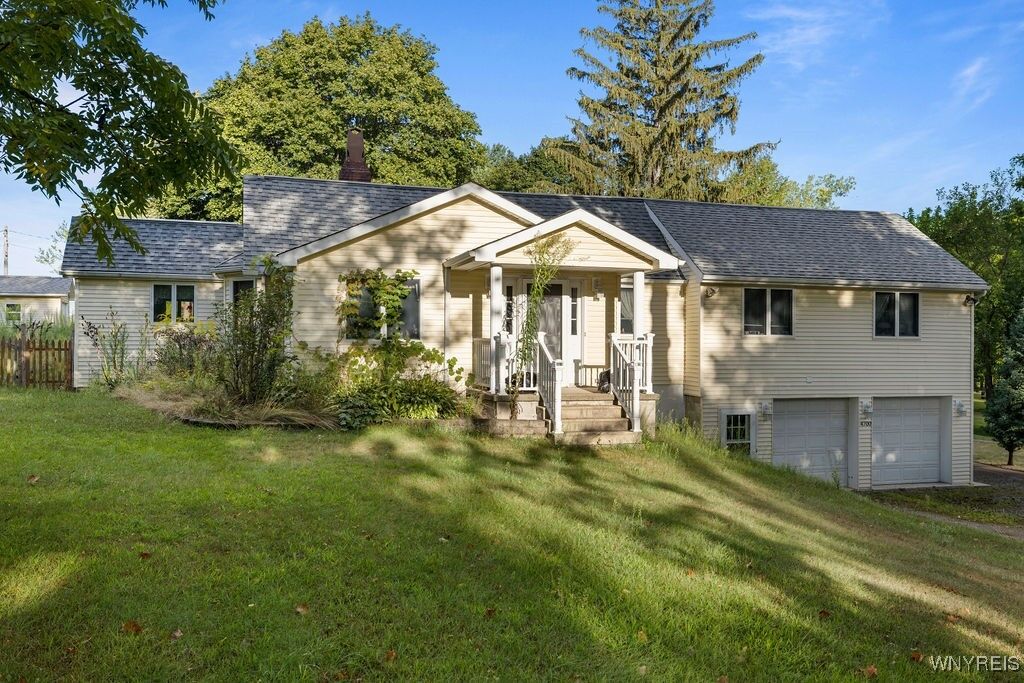Property Photo: 4700 Porter Center Road NY 14092