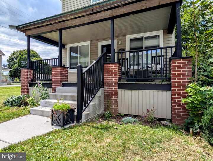 Property Photo: 106 Arden St PA 16625