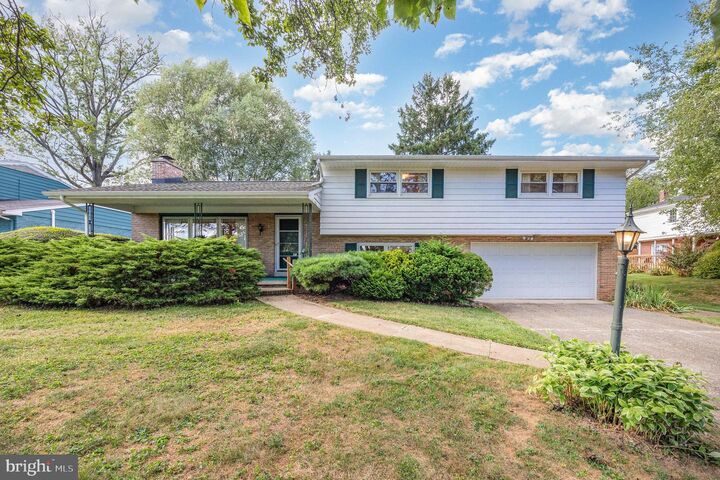 1711 Cedar Cliff Drive  Camp Hill PA 17011 photo