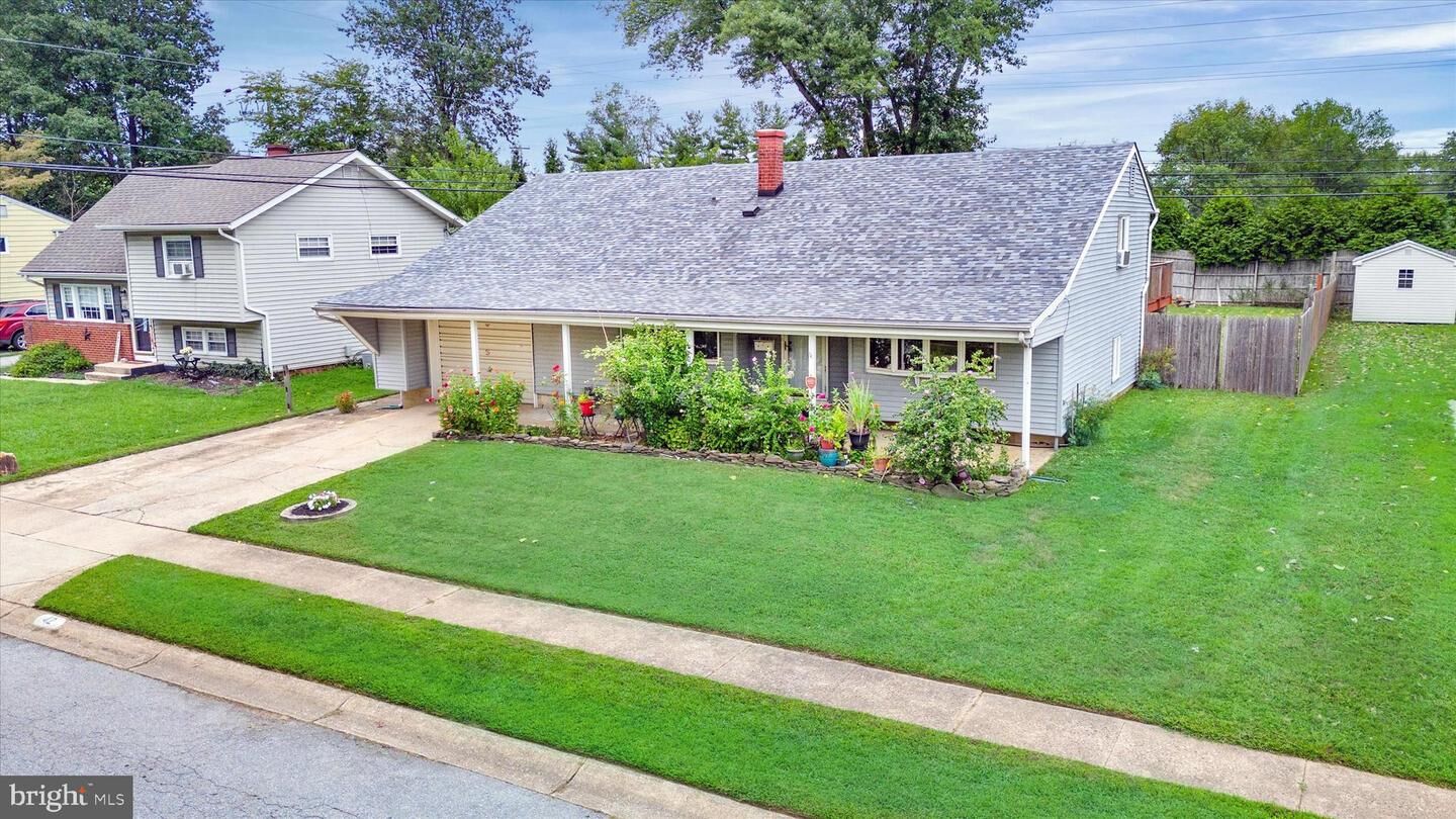 Property Photo:  42 Lynch Farm Drive  DE 19713 