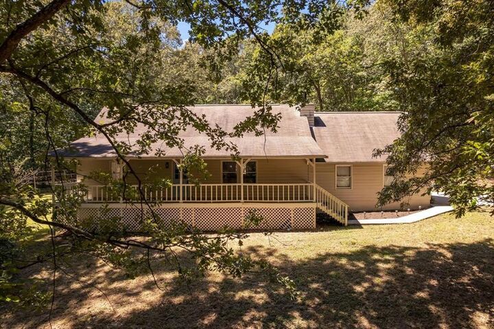 Property Photo: 1200 Percheron Drive GA 30721