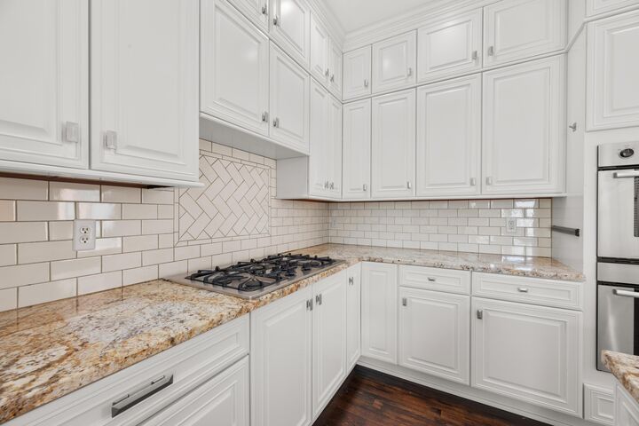 Property Photo:  969 Hunter Avenue  OH 43201 