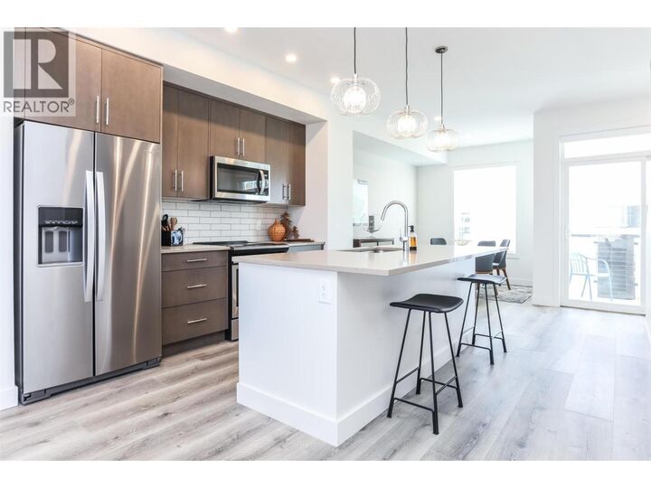 Photo de la propriété: 610 Academy Way 34 BC V1V 0H2
