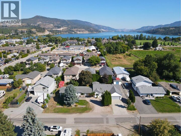 Property Photo: 3250 Brun Road BC V4V 1V9
