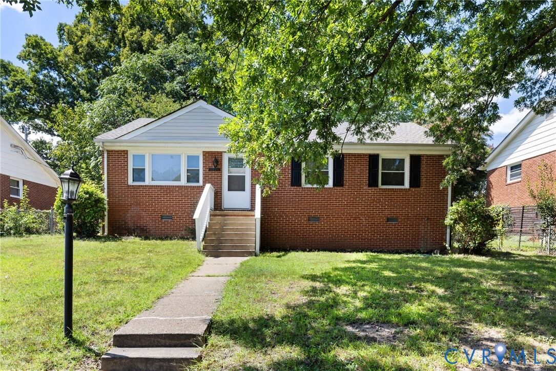 Property Photo:  2924 Glenan Drive  VA 23234 