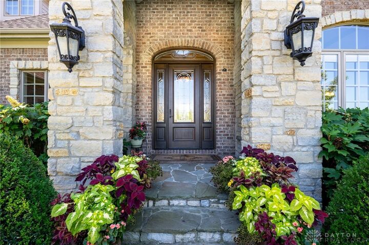 Property Photo:  2185 Tanbark Trail  OH 45385 
