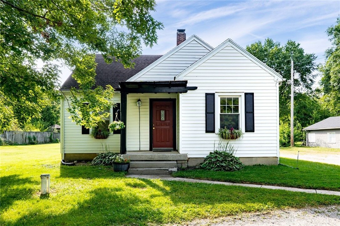 Property Photo:  4401 S Springfield Xenia Street  OH 45506