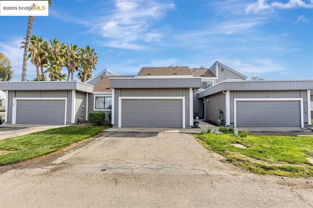 Property Photo: 2025 Sand Point Rd CA 94505