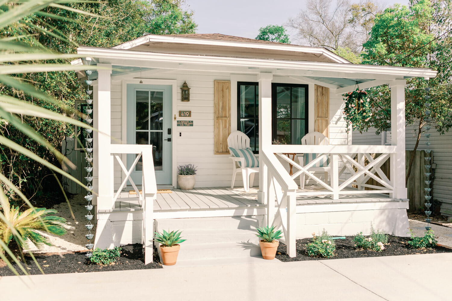 Property Photo: 410 N D Street FL 32501