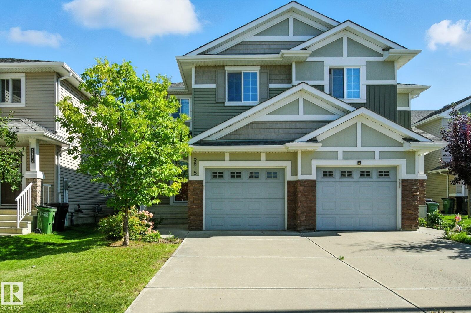 Property Photo: 6815 Cardinal Link SW AB T6W 1Y9