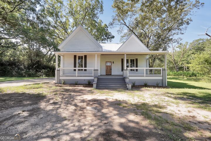 Property Photo: 143 Valley Hills Road GA 30233