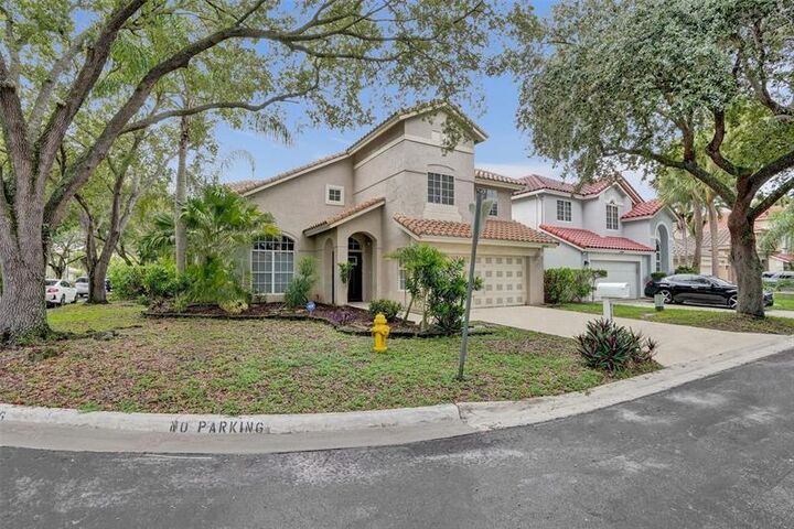 Property Photo: 8500 NW 57th Dr FL 33067