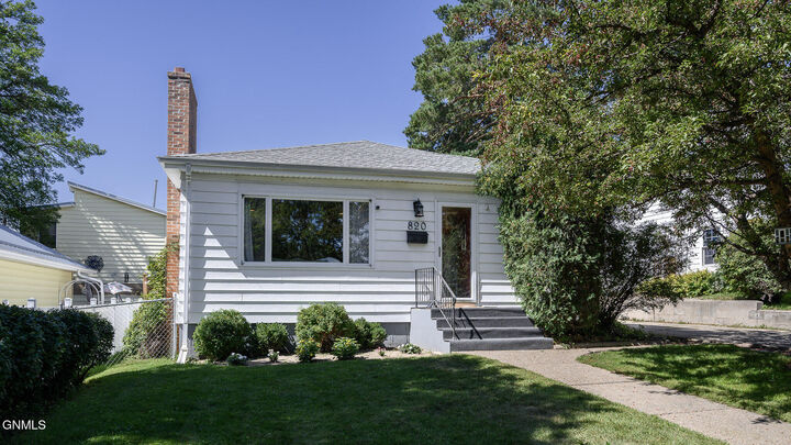 820 1st Street  Bismarck ND 58501 photo