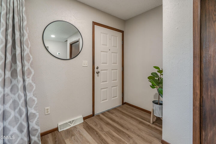 Property Photo: 3005 Ontario Lane ND 58503