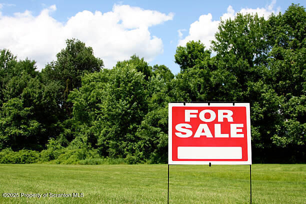 Property Photo:  814 N Washington Avenue  PA 18509 