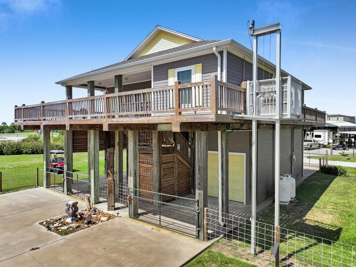 Property Photo:  2429 Sand Crab  TX 77650 