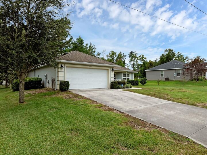 Property Photo: 8554 160th Place FL 34491