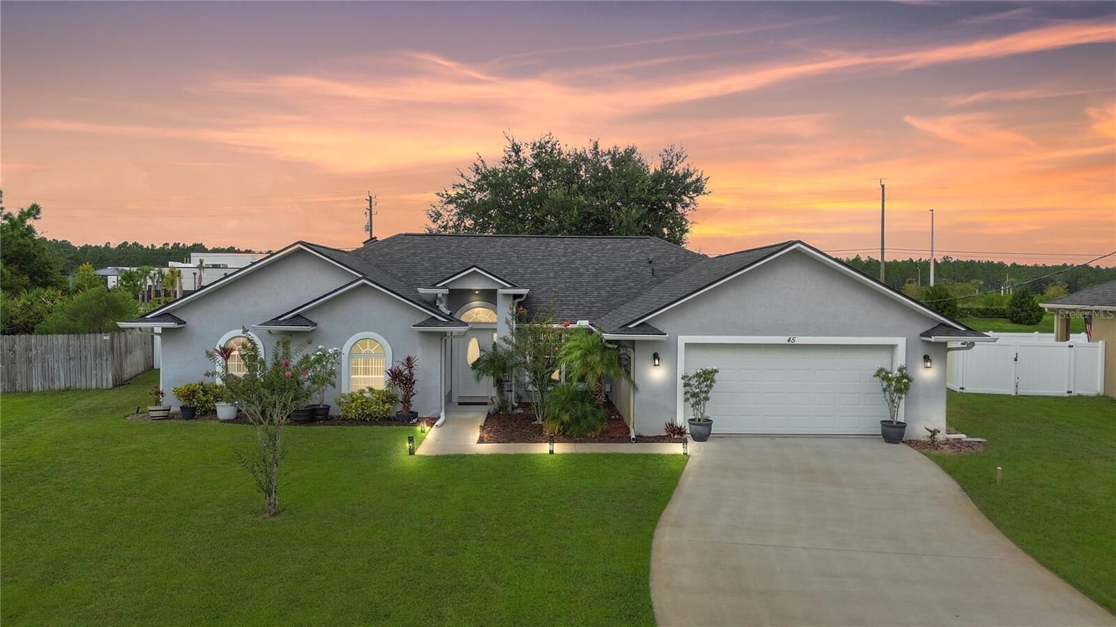 Property Photo: 45 Bud Field Drive FL 32137