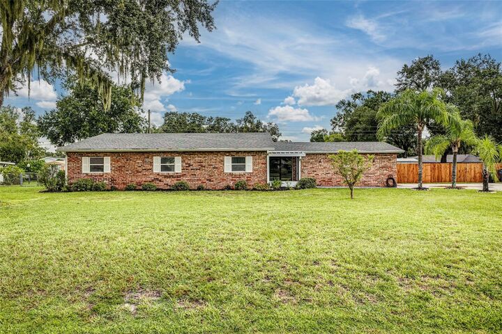 Property Photo: 3525 Tanager Lane W FL 33860
