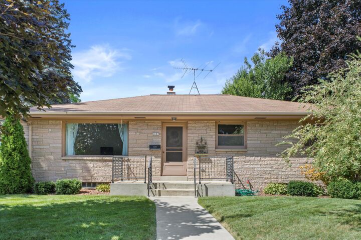 Property Photo: 1037 4th Ave WI 53024