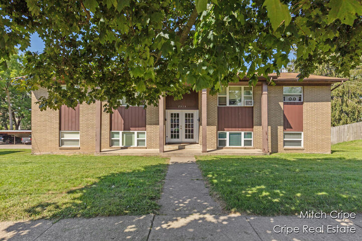 2515 McKee Avenue SW  Wyoming MI 49509 photo