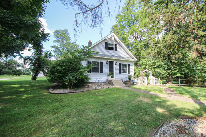 Property Photo: 18124 S Fisher Lake Road MI 49093