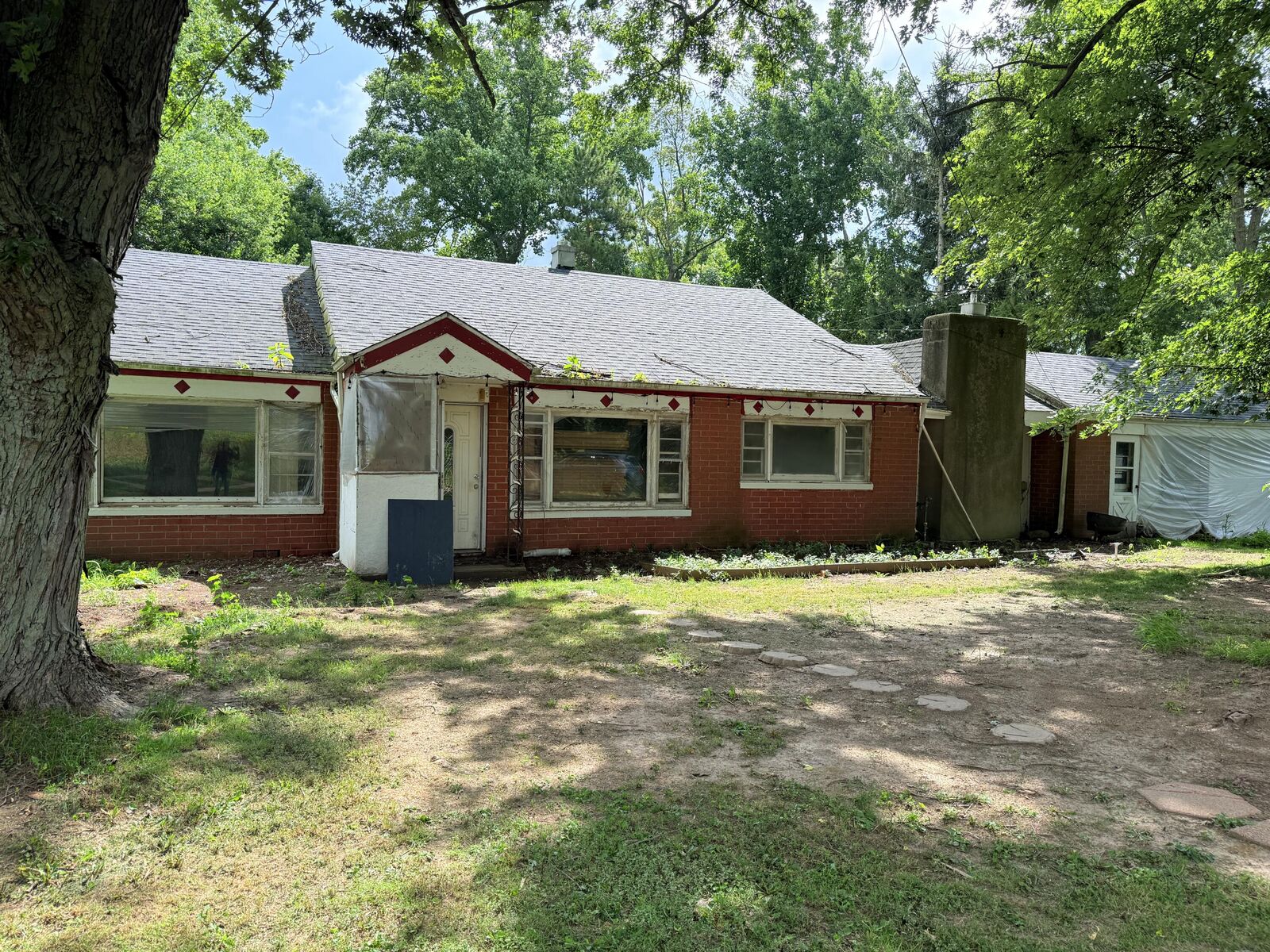 Property Photo: 2411 Creek Road MI 49120