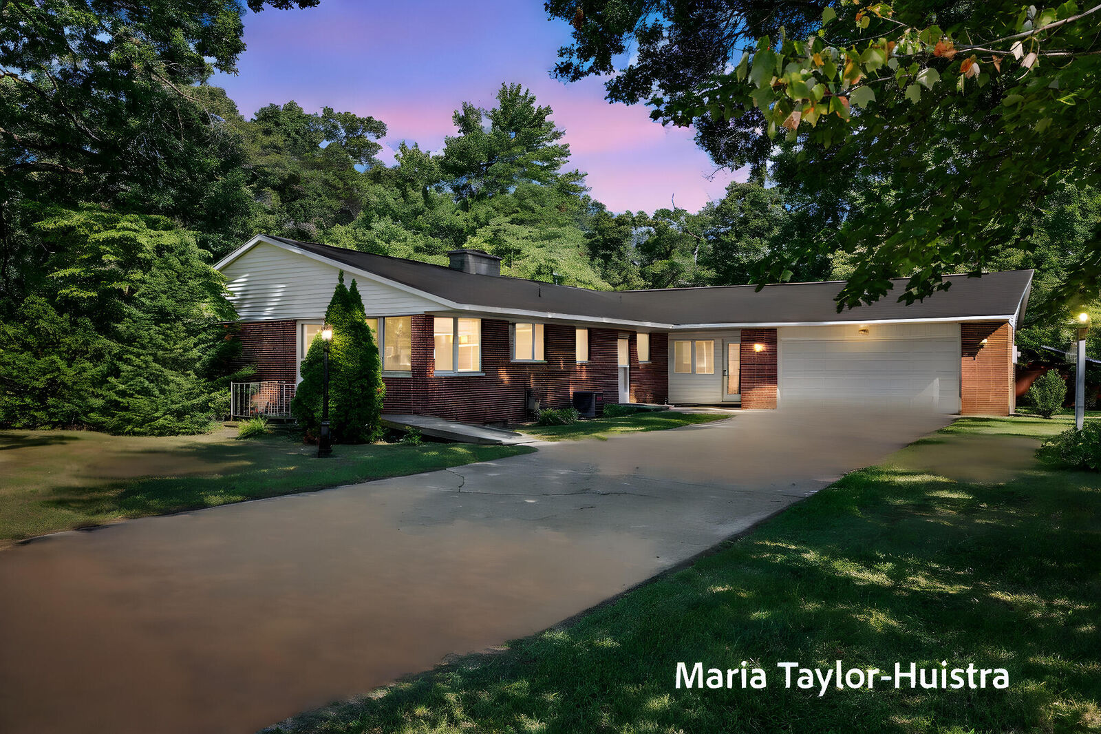 Property Photo: 680 Quarterline Road MI 49442