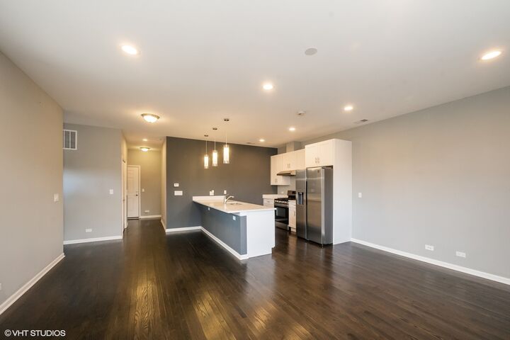 Property Photo: 2910 S Archer Avenue 3B IL 60608