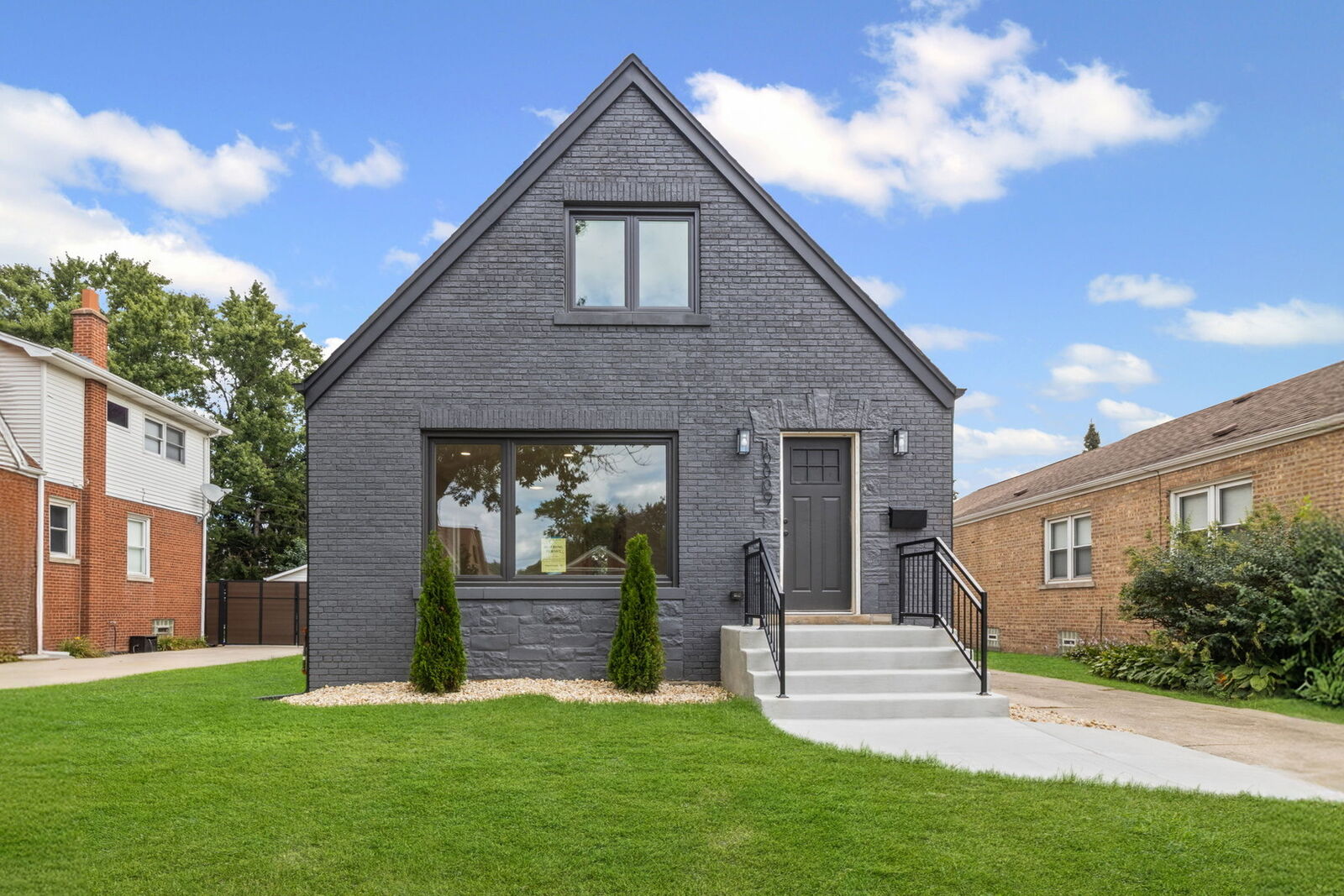 Property Photo:  10009 S Spaulding Avenue  IL 60805 