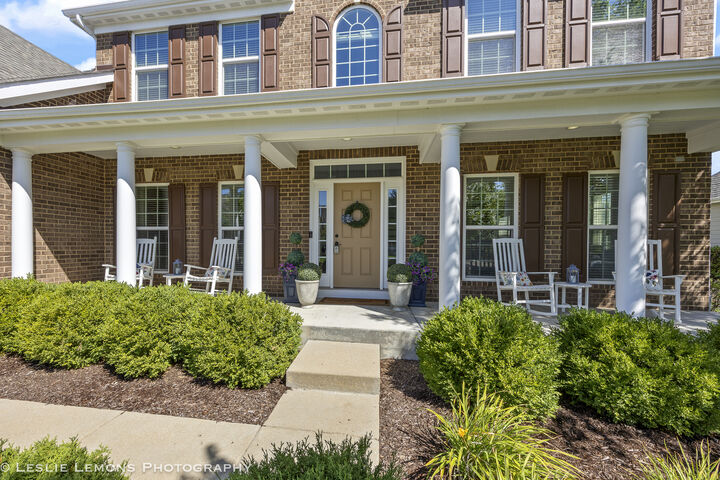 Property Photo: 4307 Lacebark Lane IL 60564