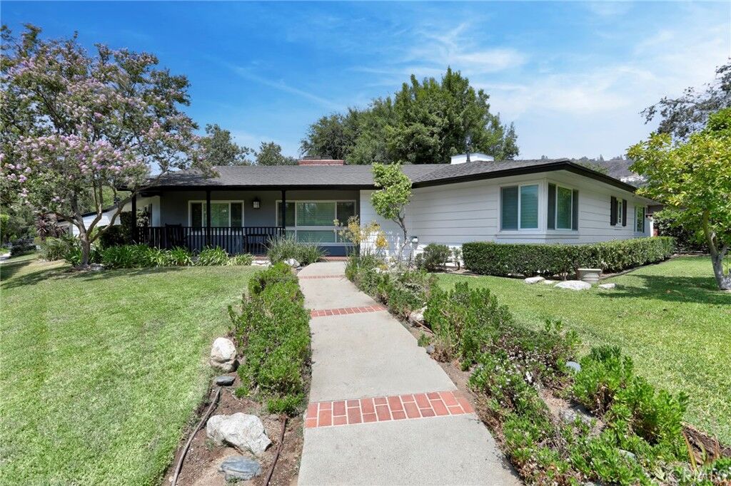 Property Photo:  1465 Linda Vista Avenue  CA 91103 